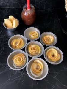 rose di sfoglia e mele 