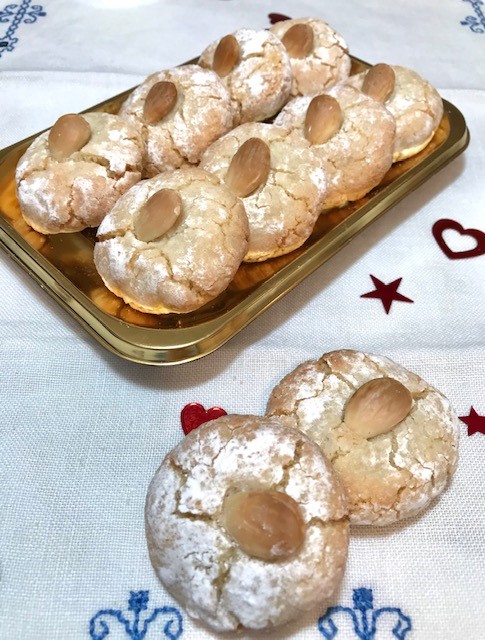 Pasticcini alle mandorle