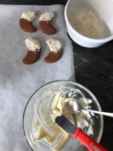 Biscotti con punta di cocco