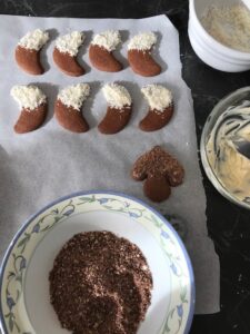 Biscotti con punta di mandorle