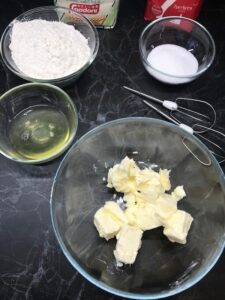 Ingredienti biscotti frolla montata
