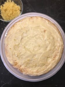 Crema in superficie Torta mimosa