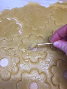 taglio dei biscotti