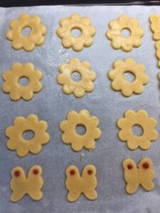 biscotti sulla teglia