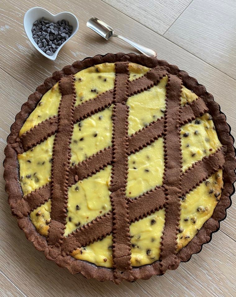 Crostata con frolla al cacao e ricotta
