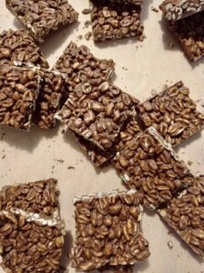 Barrette di farro soffiato e cioccolato