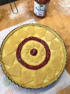 Crostata marmellata di lamponi e crema 