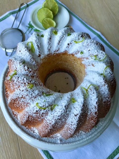 Ciambellone cocco e lime