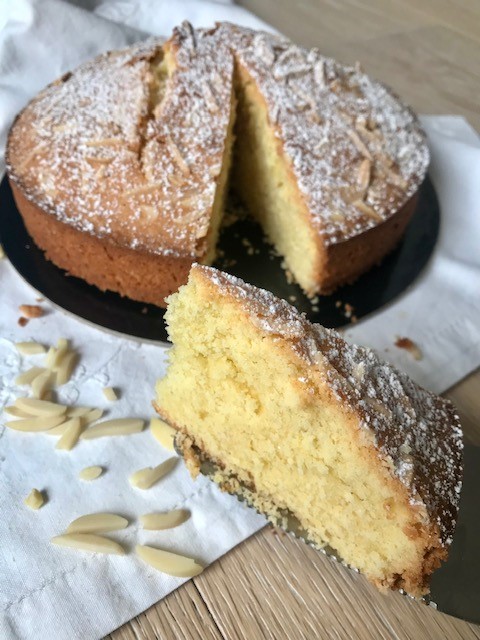 Torta alle mandorle senza lievito