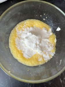 Tortine yogurt greco e fragole 