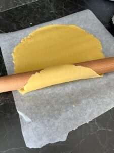 Pie di pesche e noci 