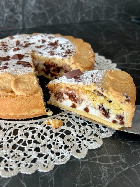 Torta cremosa ricotta e gocce di cioccolato