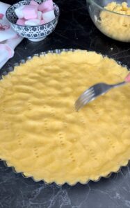 Sbriciolata con crema al cioccolato