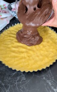 Sbriciolata con crema al cioccolato