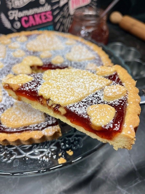 Crostata con marmellata di fragole